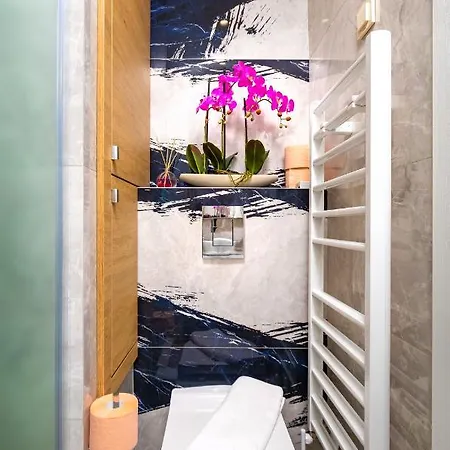 Duos Of Delight Matching Urban For Your Adventure By Flat Mаnager Апартамент Пловдив