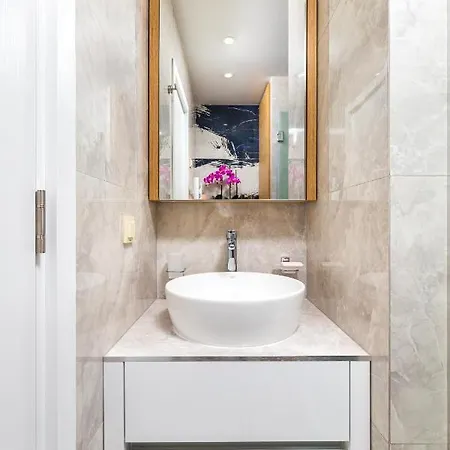 Duos Of Delight Matching Urban For Your Adventure By Flat Mаnager Апартаменты *